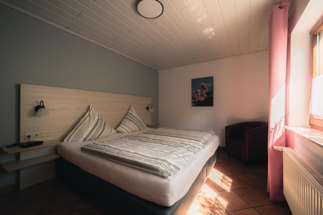 Urlaubsweingut Zecherhof Neef Extérieur photo